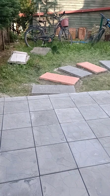 Avlu Çeşitleri: Hangisi Sizin Bahçenize Uygun?